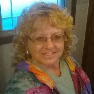 Meet your Posher, Dana
